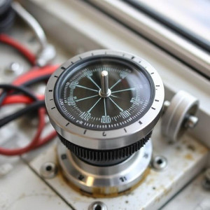 marine-gps-and-gyro-compass-maintenance-maintenance-a (4)